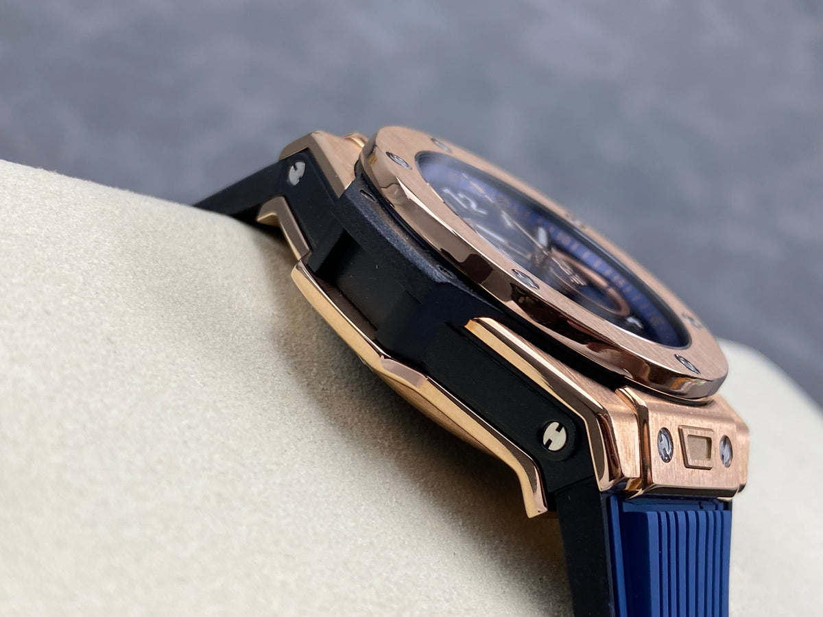 Hublot Big Bang Unico Rose Gold Blue 42mm Blue Rubber Strap Watch
