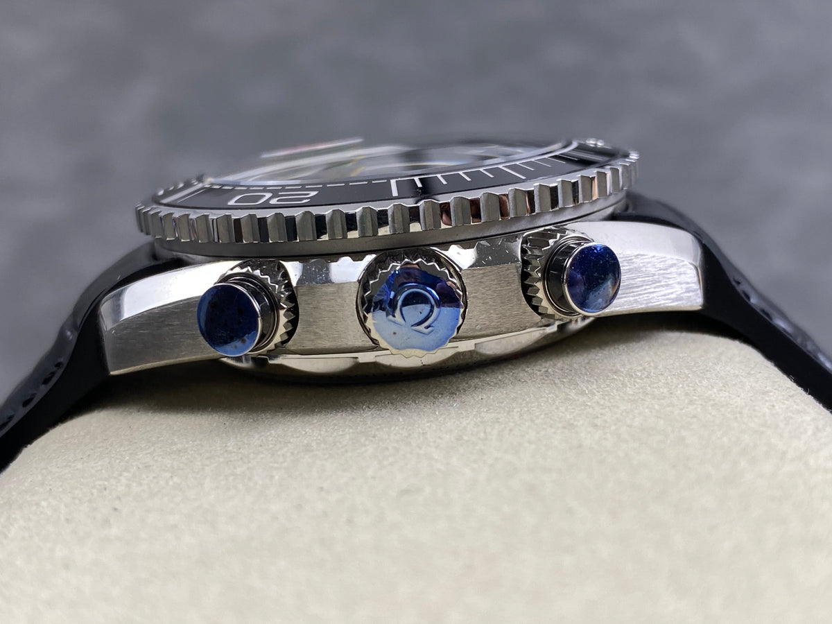 Omega Seamaster 46mm Blue Dial Sliver Case Blue Leather