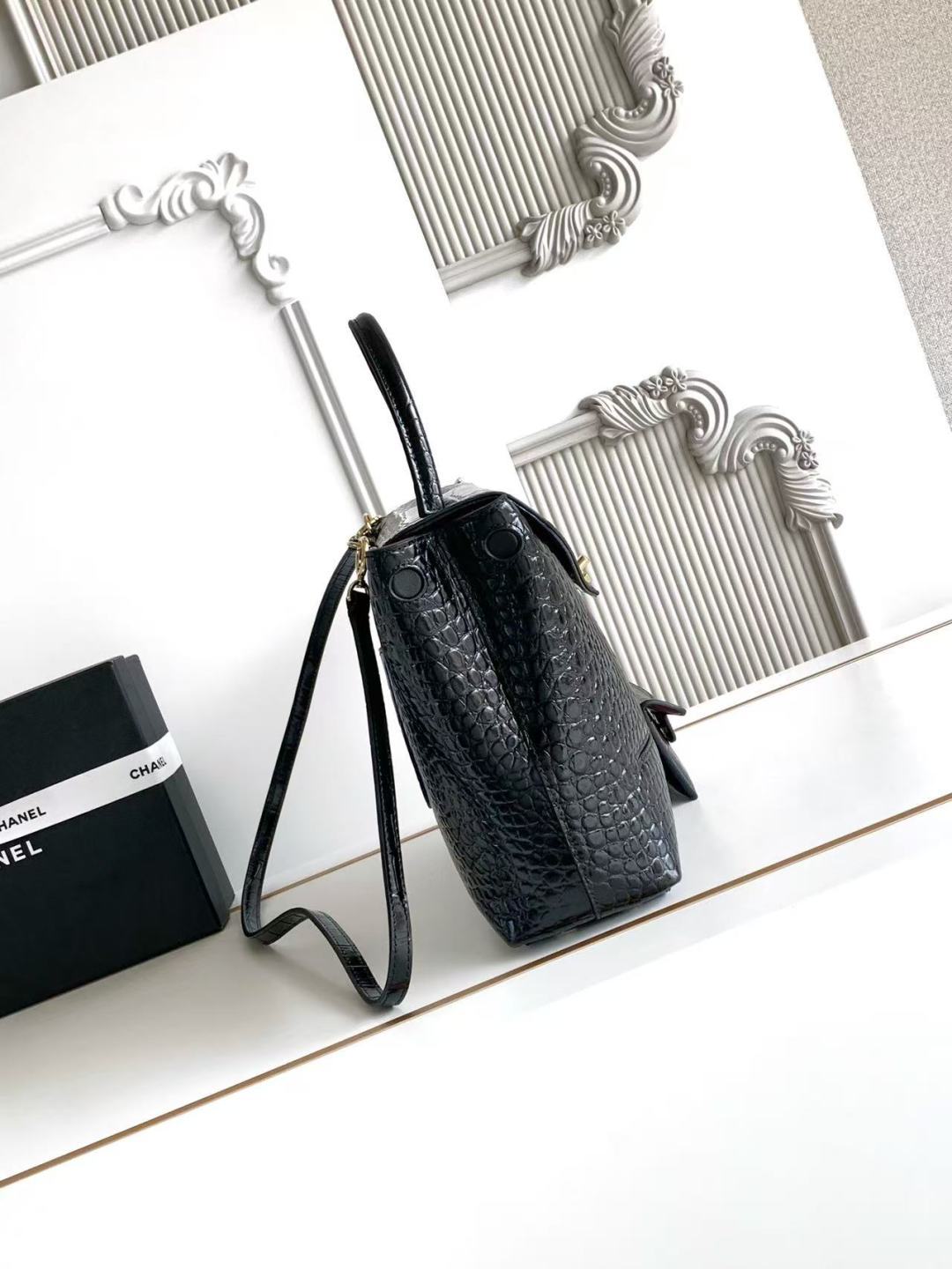 Chanel 2026 Maxi Top Handle Bag 31cm Black Crocodile Embossed Leather