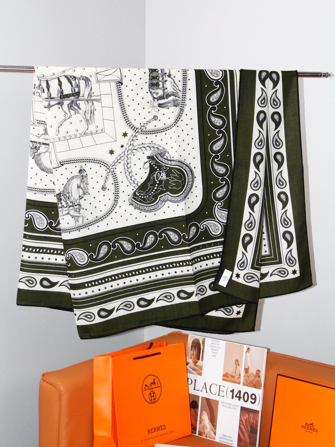 Hermès 2026 Grand Apparat Bandana Scarf 140cm Dark Green Cashmere And Silk 218156