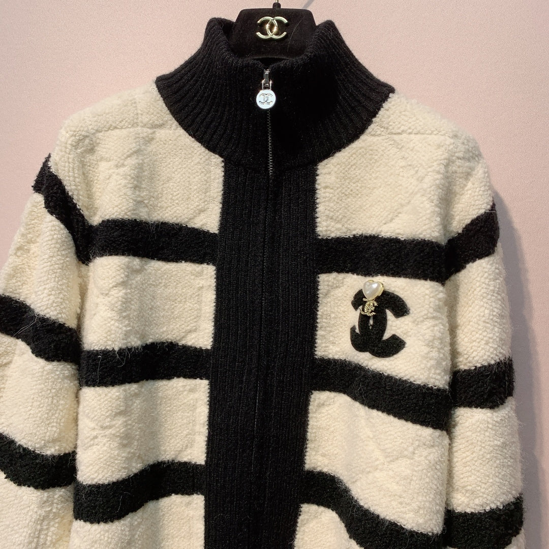 Chanel 25 Stand Collar Striped Knit Zipper Cardigan Black and White Wool 317967