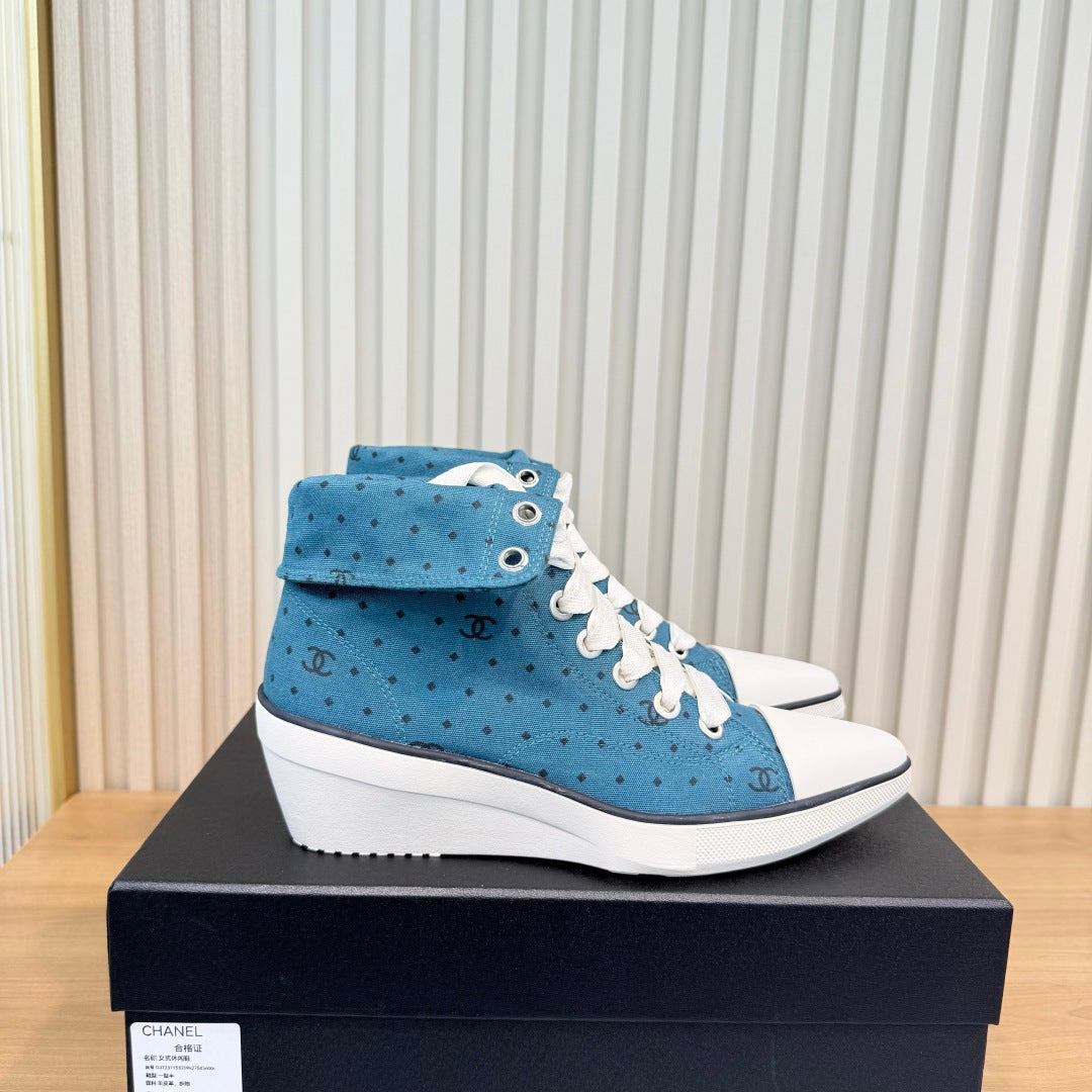 Chanel 2026 Polka Dot Wedge High-Top Sneakers Cloth 191218