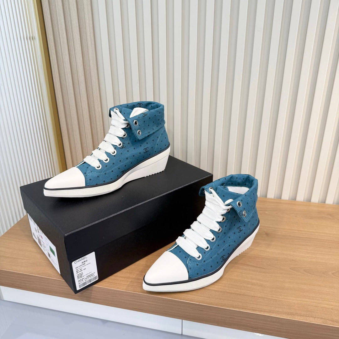 Chanel 2026 Polka Dot Wedge High-Top Sneakers Cloth 191218