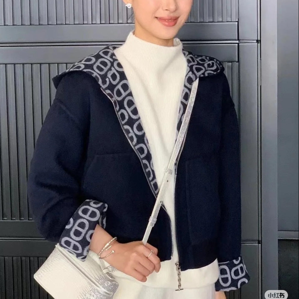HM 25 Navy Blue Cashmere Cropped Coat 280337