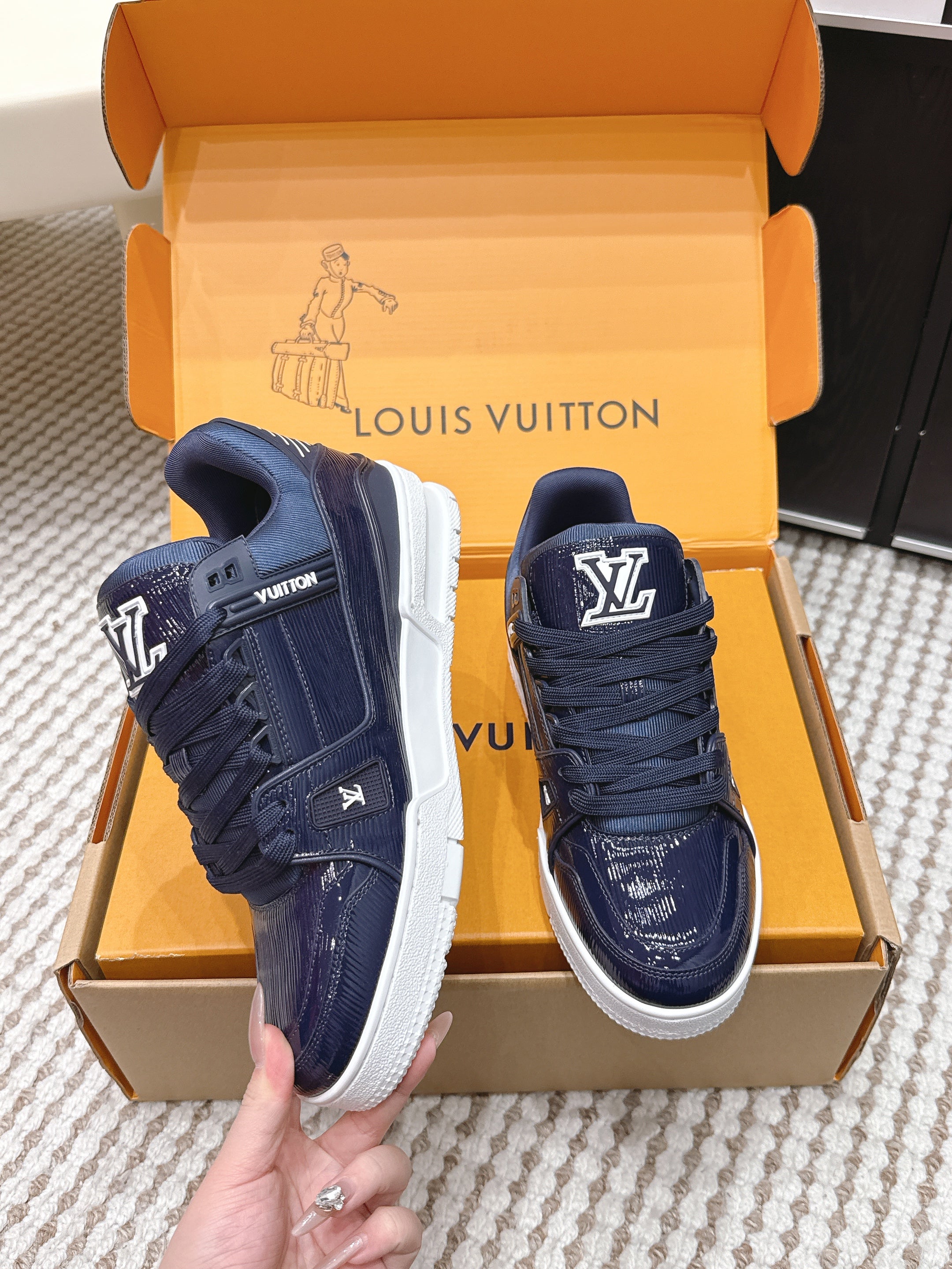 LV 26ss Trainer Sneakers Navy Blue Cowhide 657932