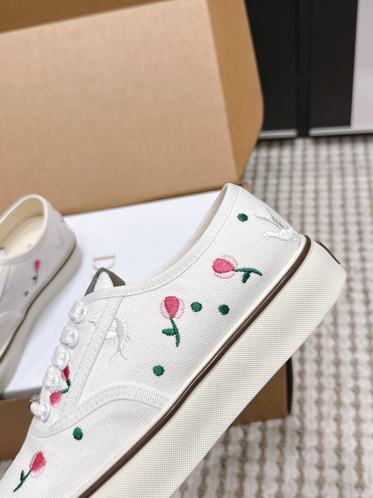 CD 26 Platform Sneaker White Canvas 632440