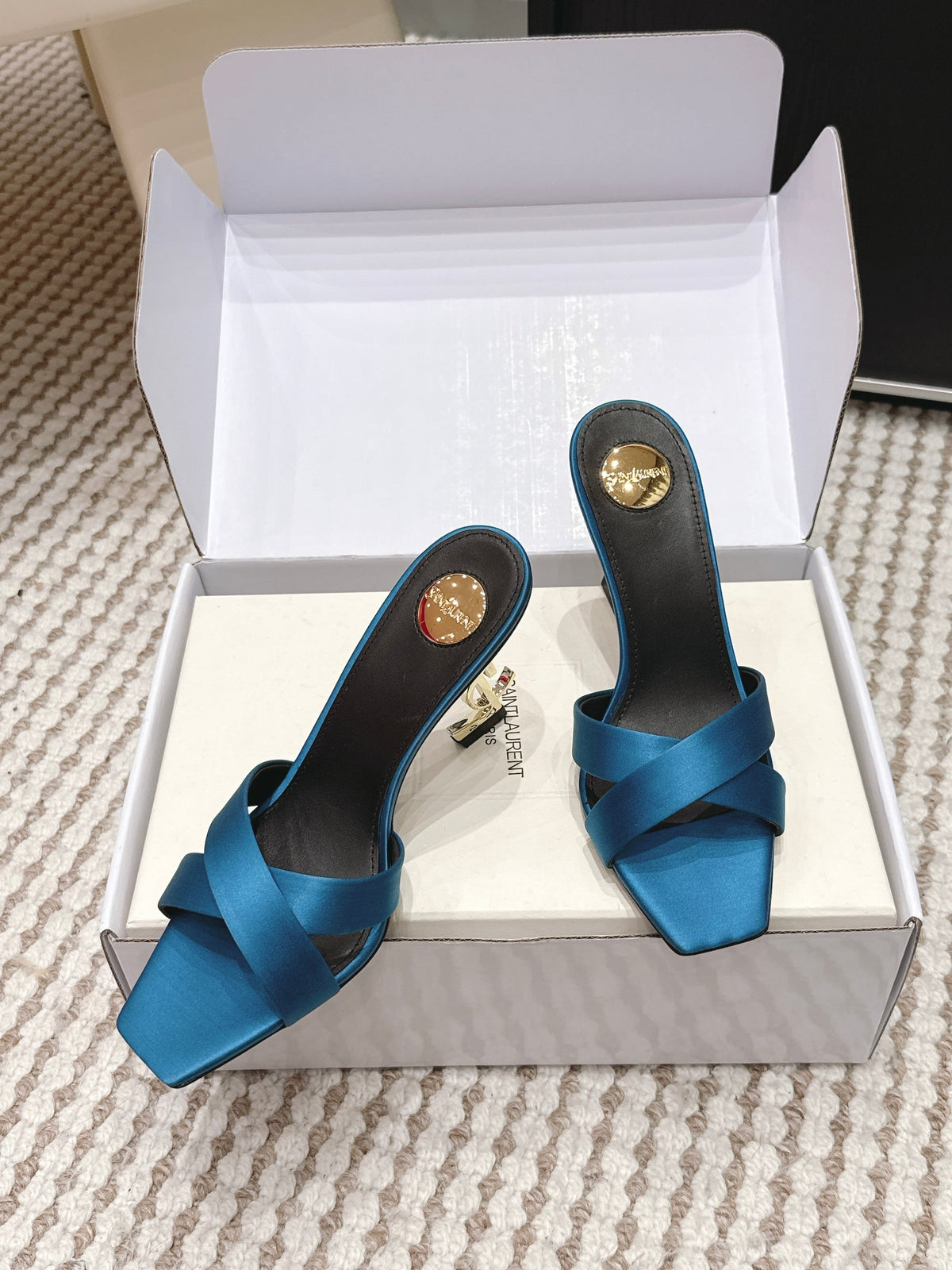 YSL 26ss High-Heeled Mules 85 Blue Black Satin Leather 660670
