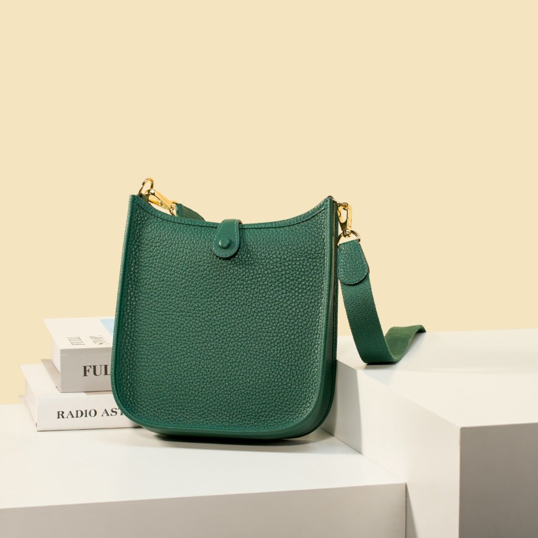 High-end Hermes 2026 Evelyne Bag 17cm Taurillon Clemence Leather 3