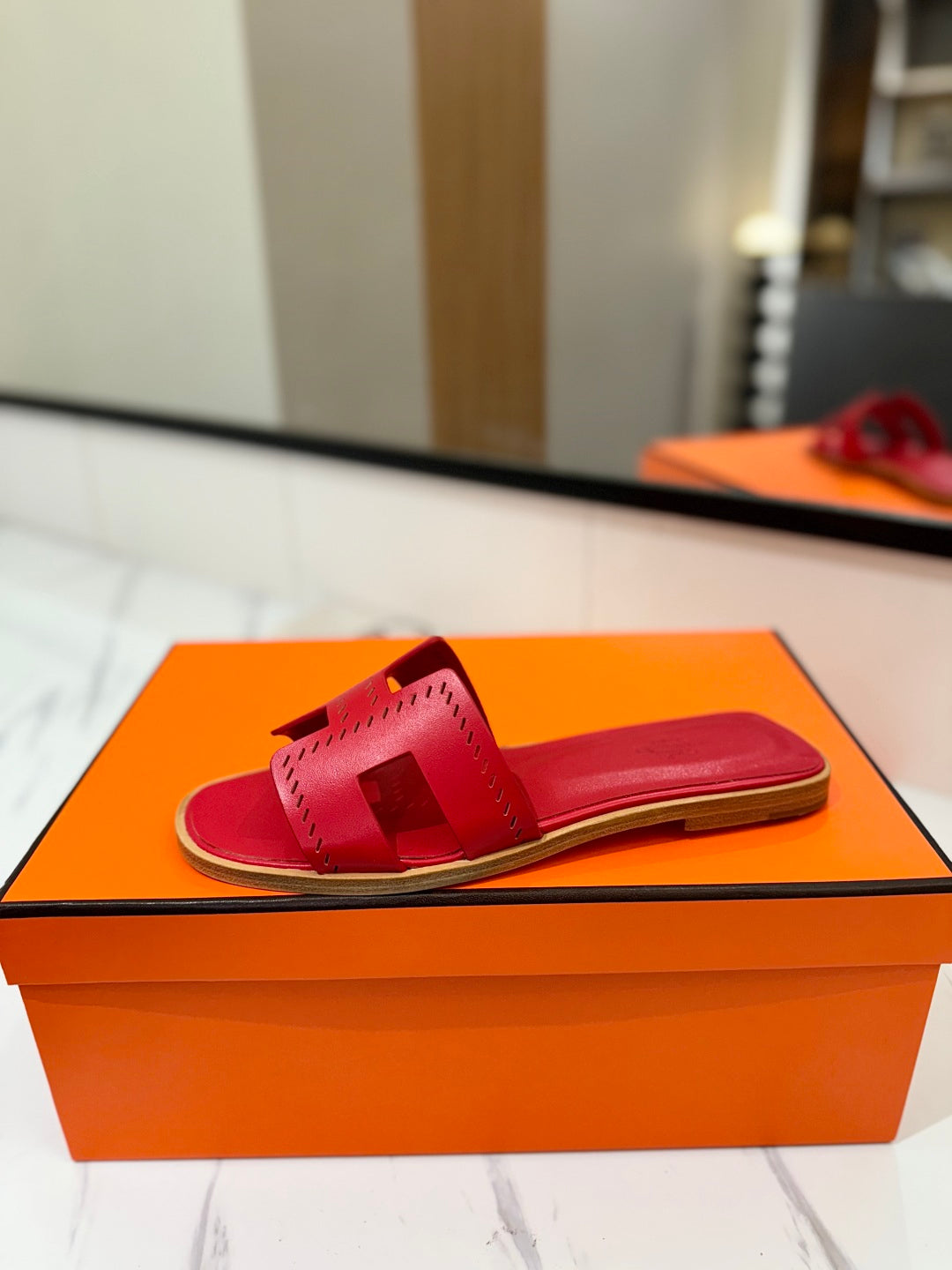 HM Oran Sandal Red Perforate Cowhide 294879