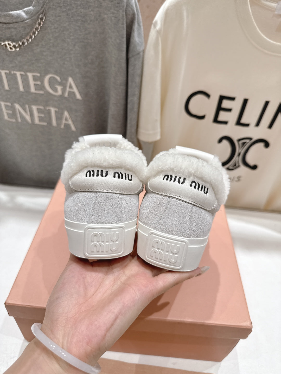 MiuMiu 25 Sneaker White Suede Cowhide Fur 535584