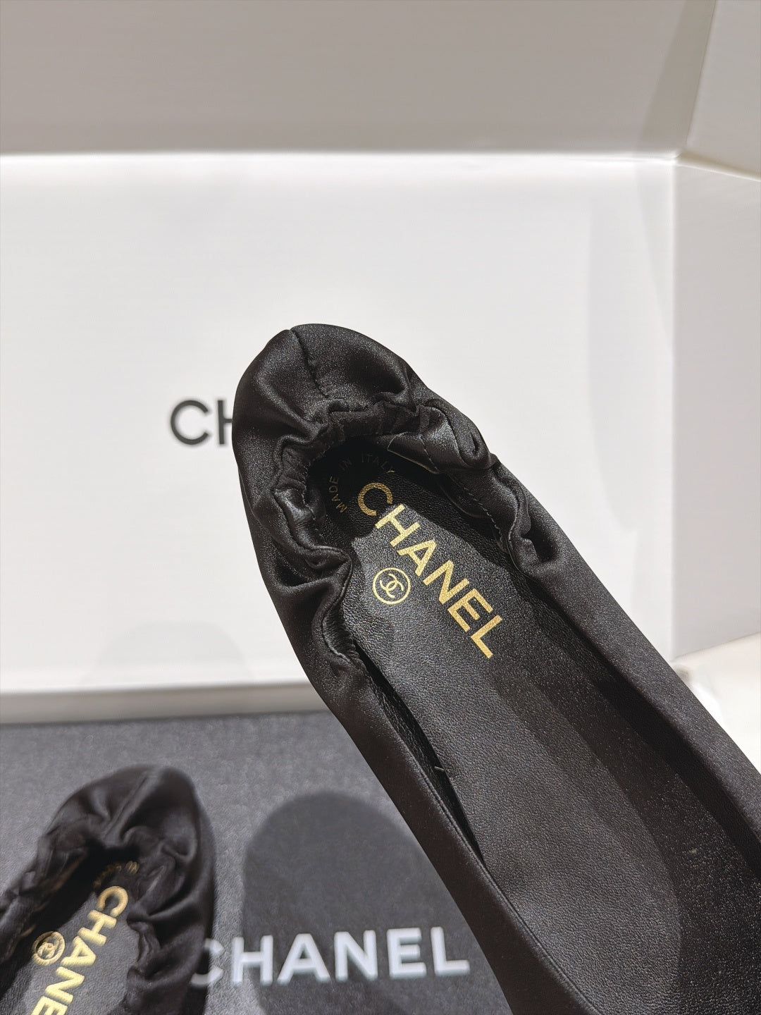 Chanel 2026 Bow Pointed-Toe Ballet Flats Fabric 181373