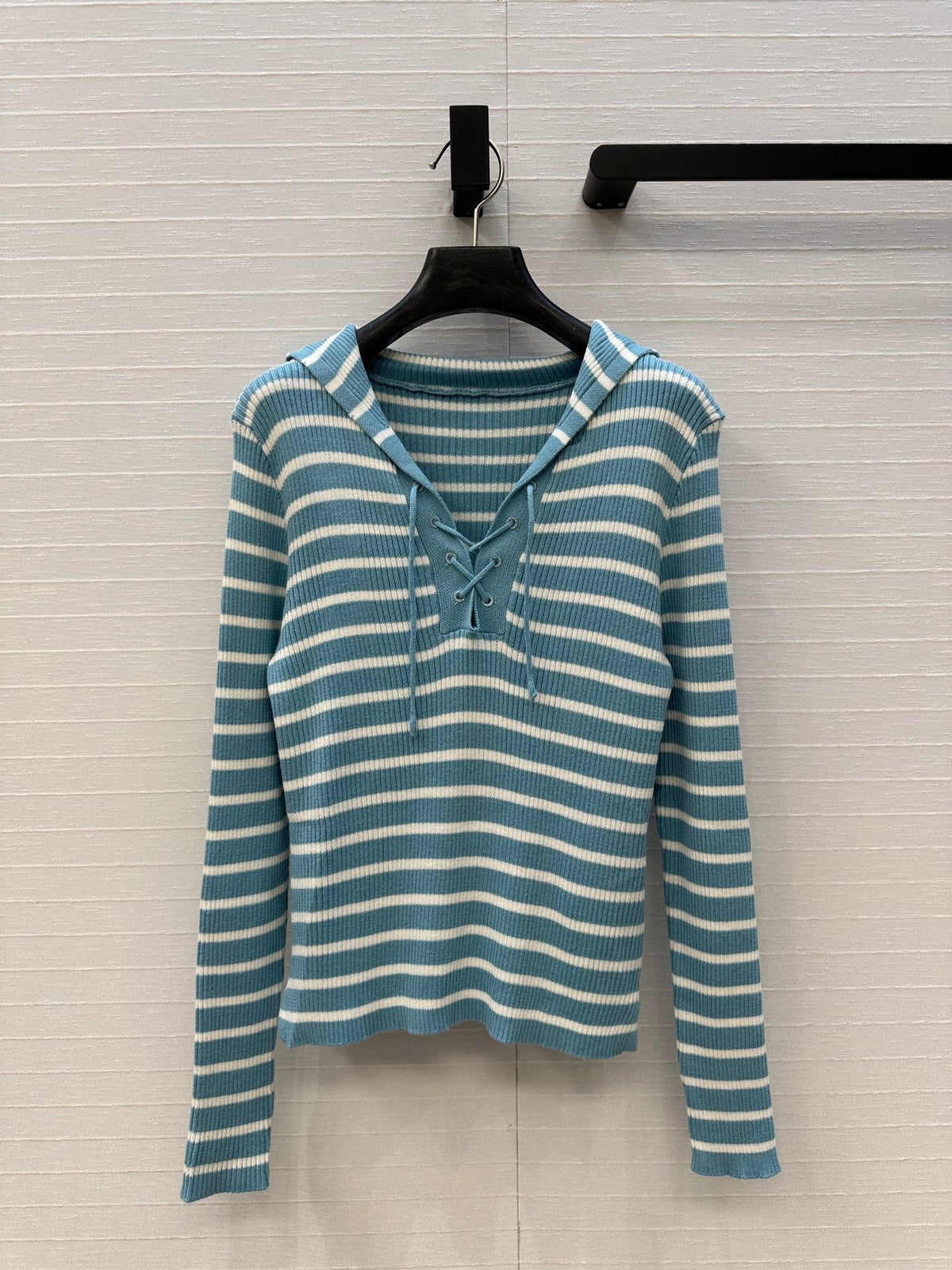 CD Navy Style Collared Sweater Ligth Blue mix White Wool