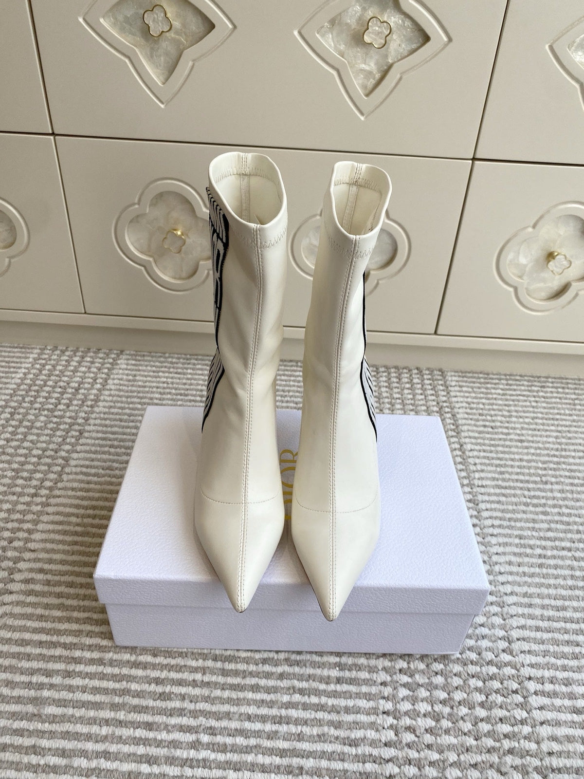 Dior 2025 Tribales Heeled Ankle Boot 80mm White Lambskin 501193