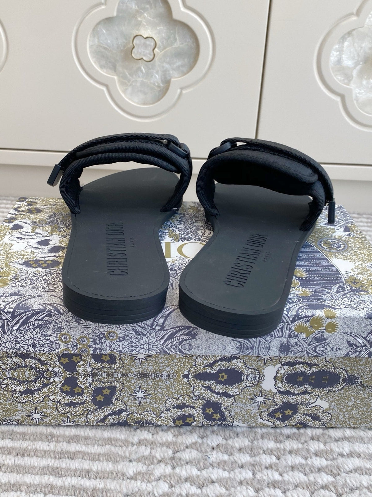 CD 26s Flat Slippers Black Canvas Rubber 648131