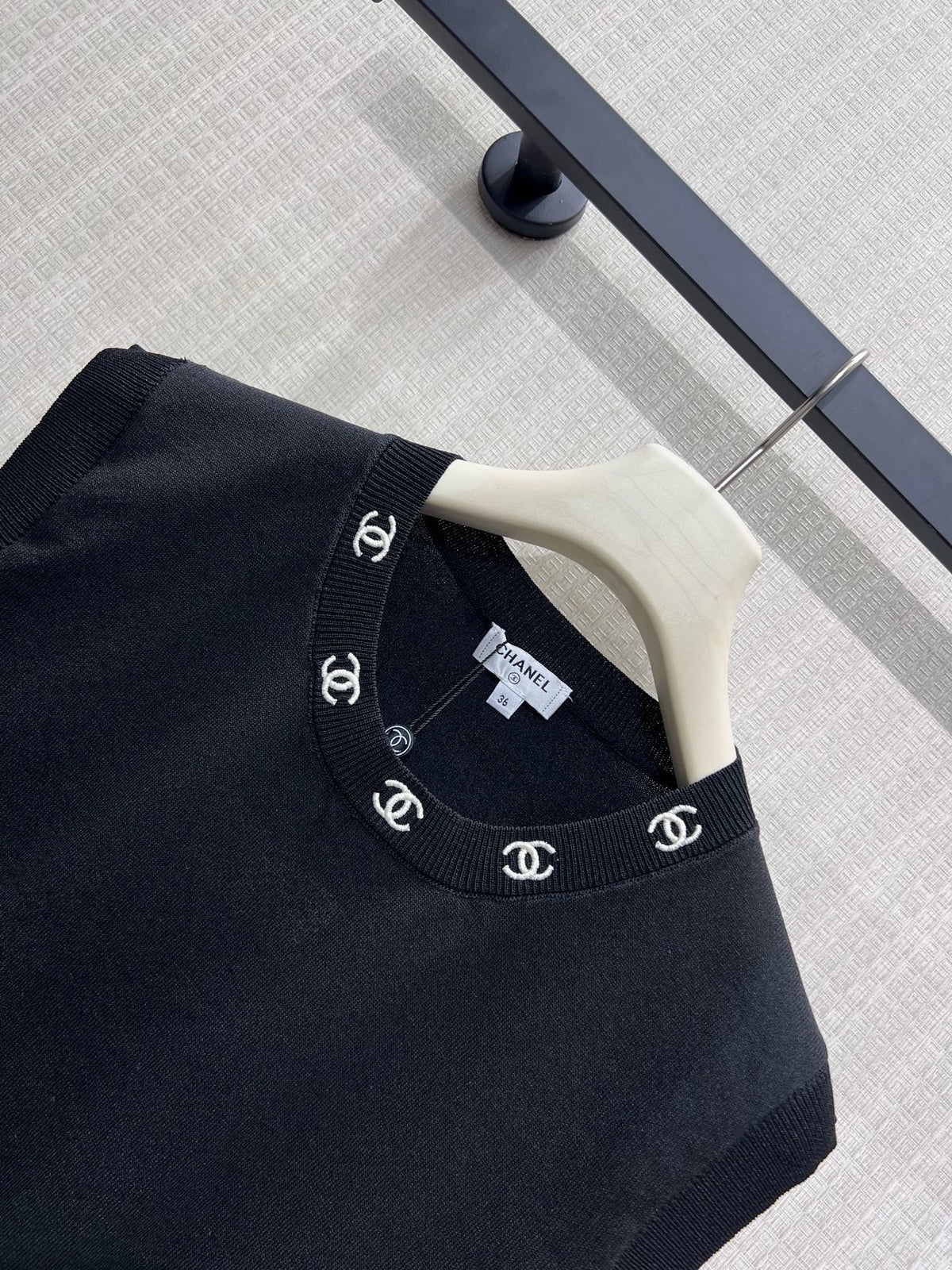 Chanel 2026 Vest Shirt Black Wool 399249