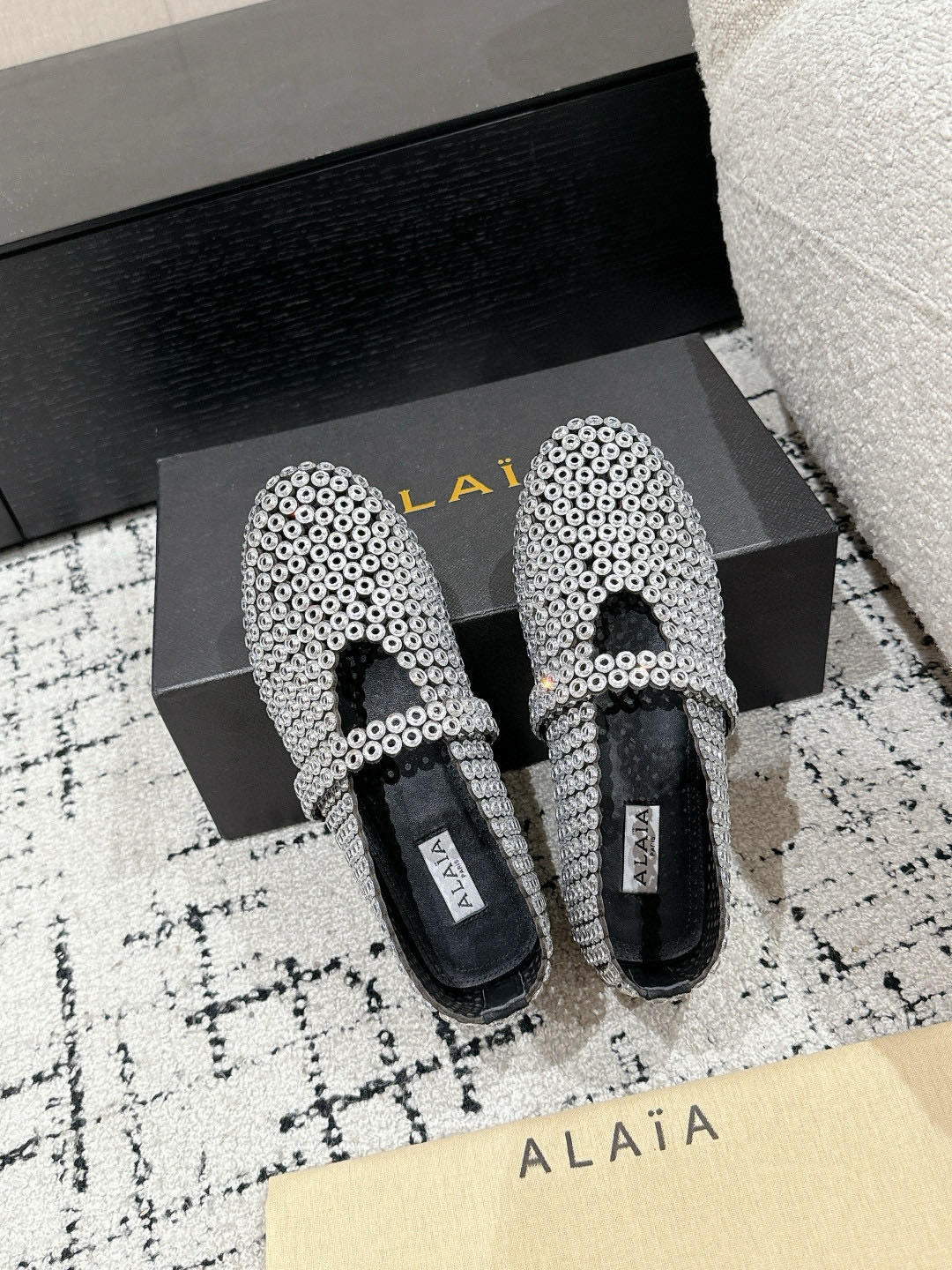Alaia 25 Embellished Mary Jane Flats White Suede  293179