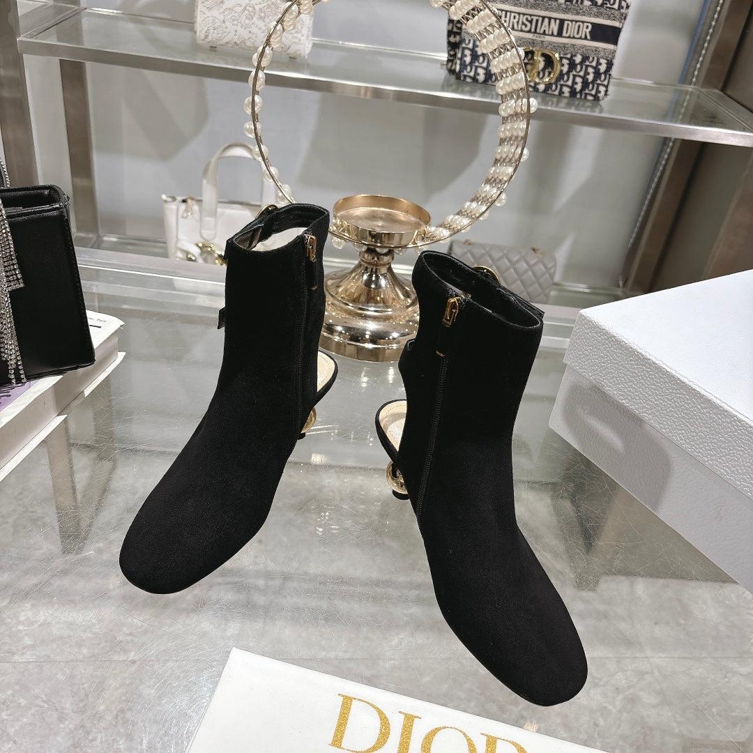 D-Idole Heeled Ankle Boot In Black Suede 996438