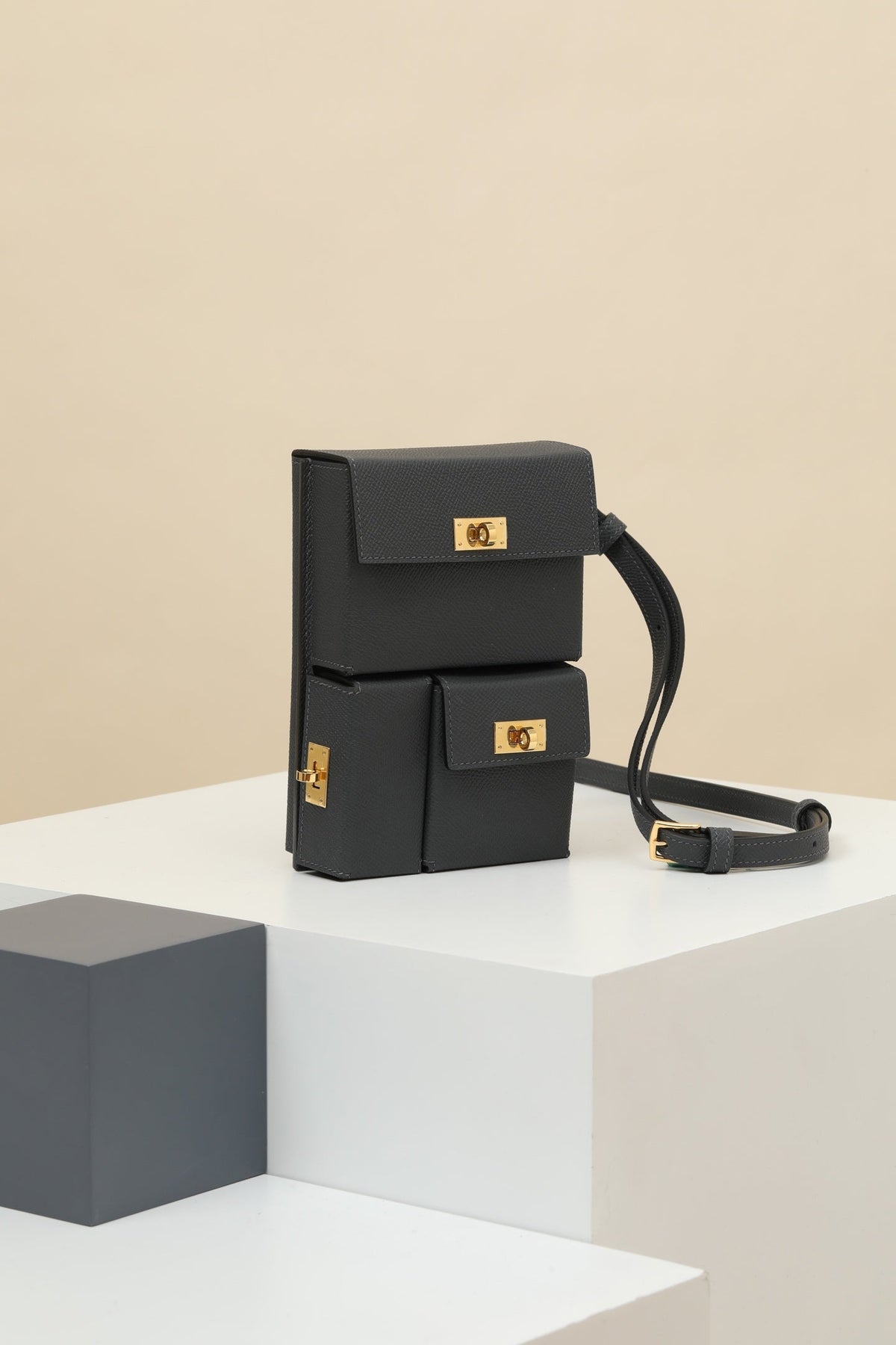 High-end Hermes 2026 Kelly Multipocket To Go Clutch 17.5cm Epsom Leather