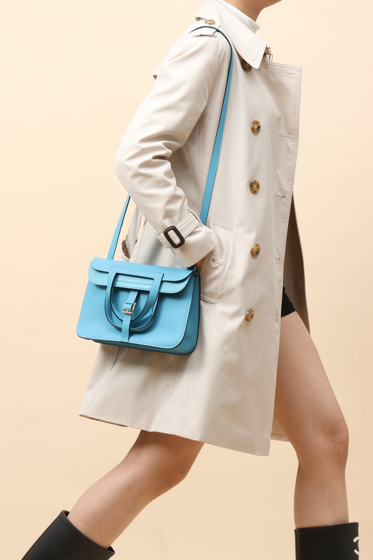 High-end Hermes 2026 Halzan Bag 25cm Candy Blue Swift Leather