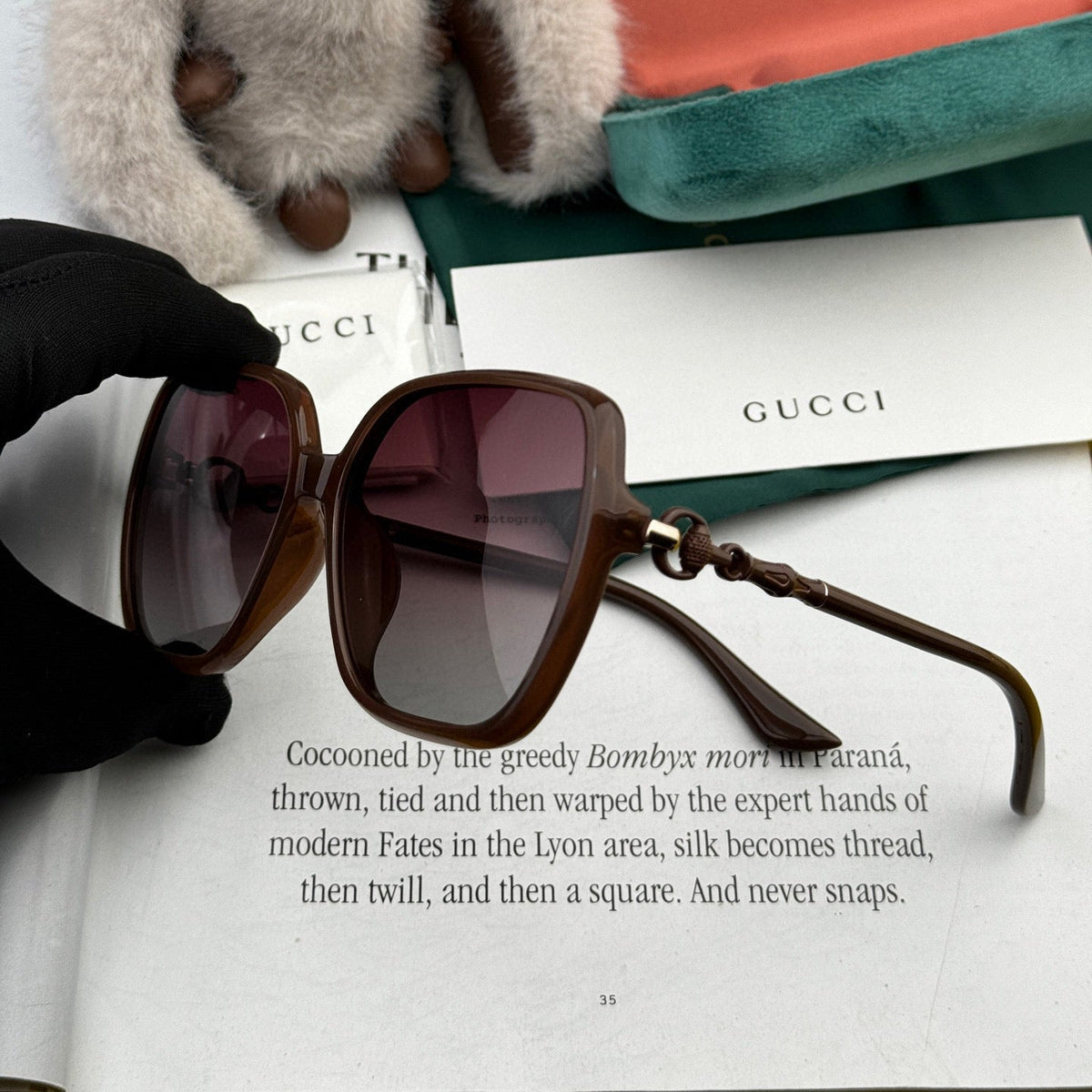 CHAIN LINK DETAIL SQUARE FRAME SUNGLASSES G3612 IN ACETATE