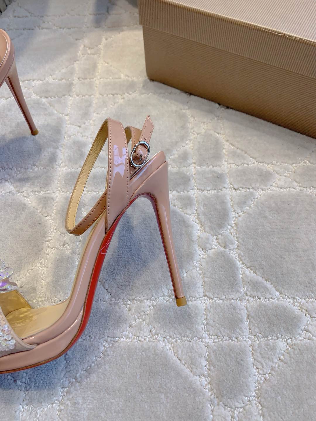 CL Crystal Queen 120 Sandal Nude Patent Leather 177123