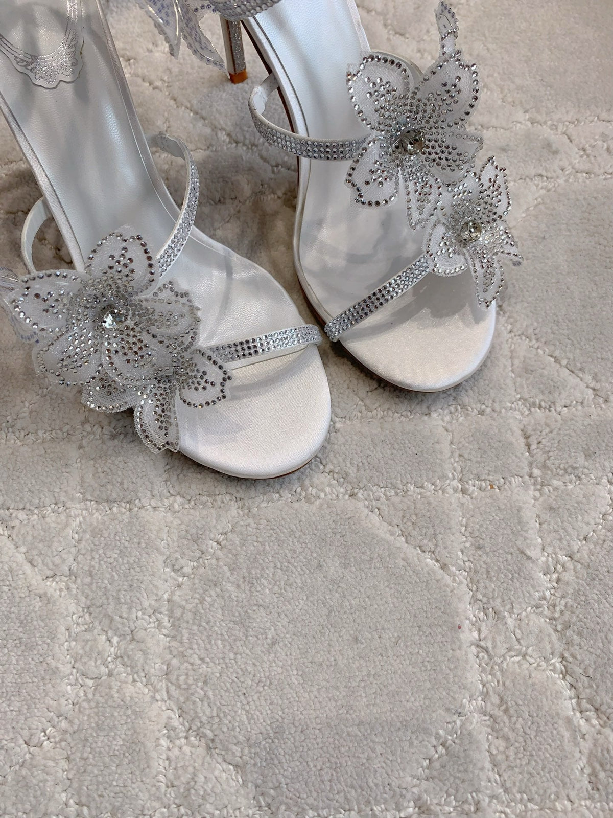 RC Flower Sandals Silver Sheepskin Rhinestones 328468