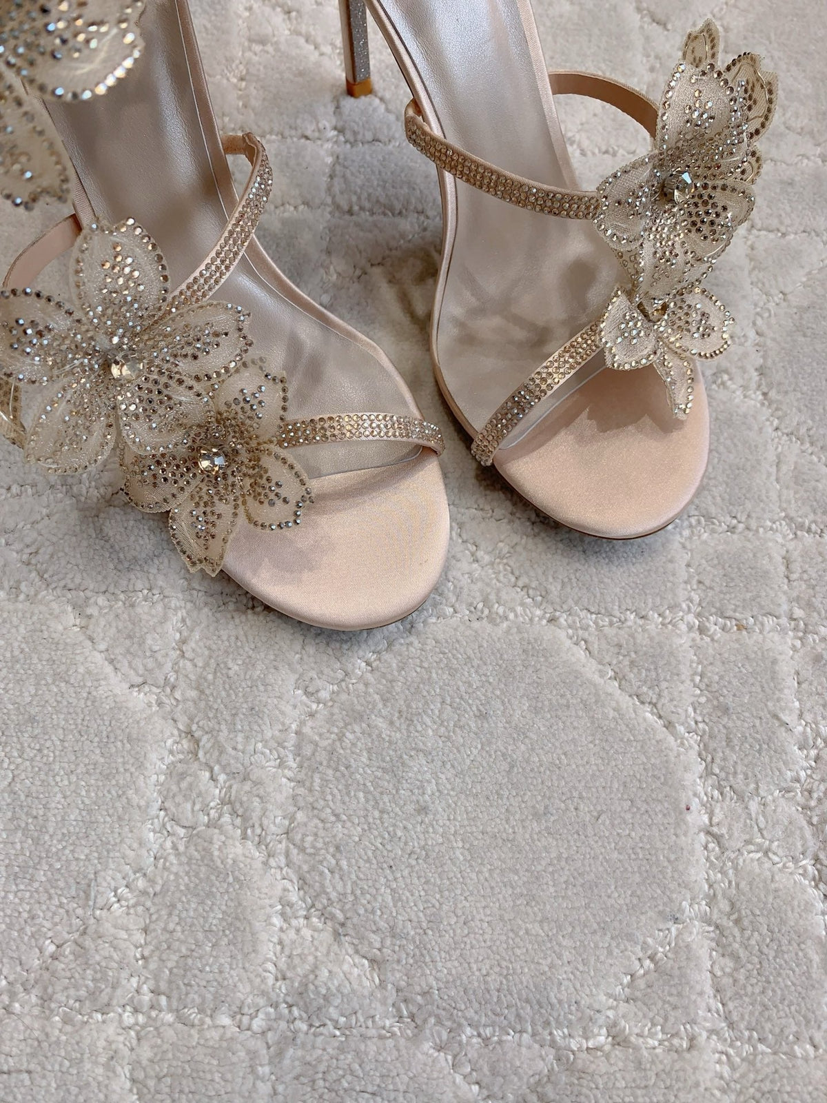 RC Flower Sandals Beige Sheepskin Rhinestones 328467