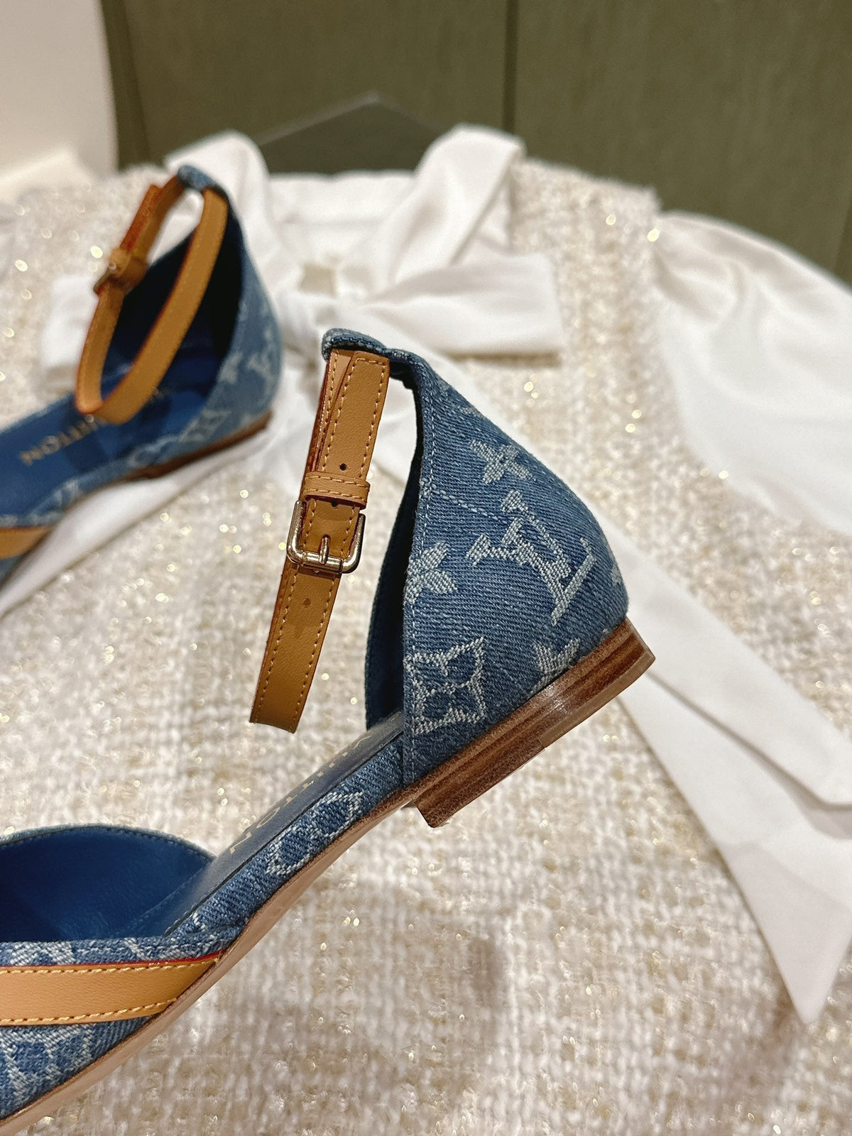 LV 26ss Sandals Blue Monogram Denim 656943