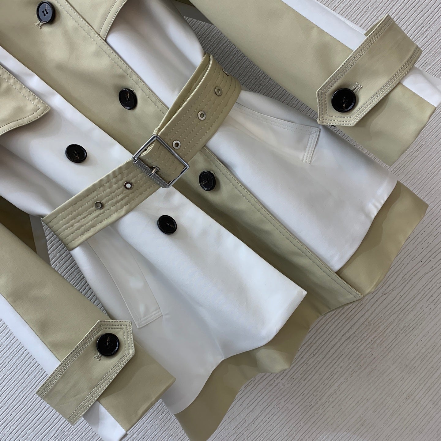 Dior 2026 Double-Breasted Coat with Belt Cotton 425781