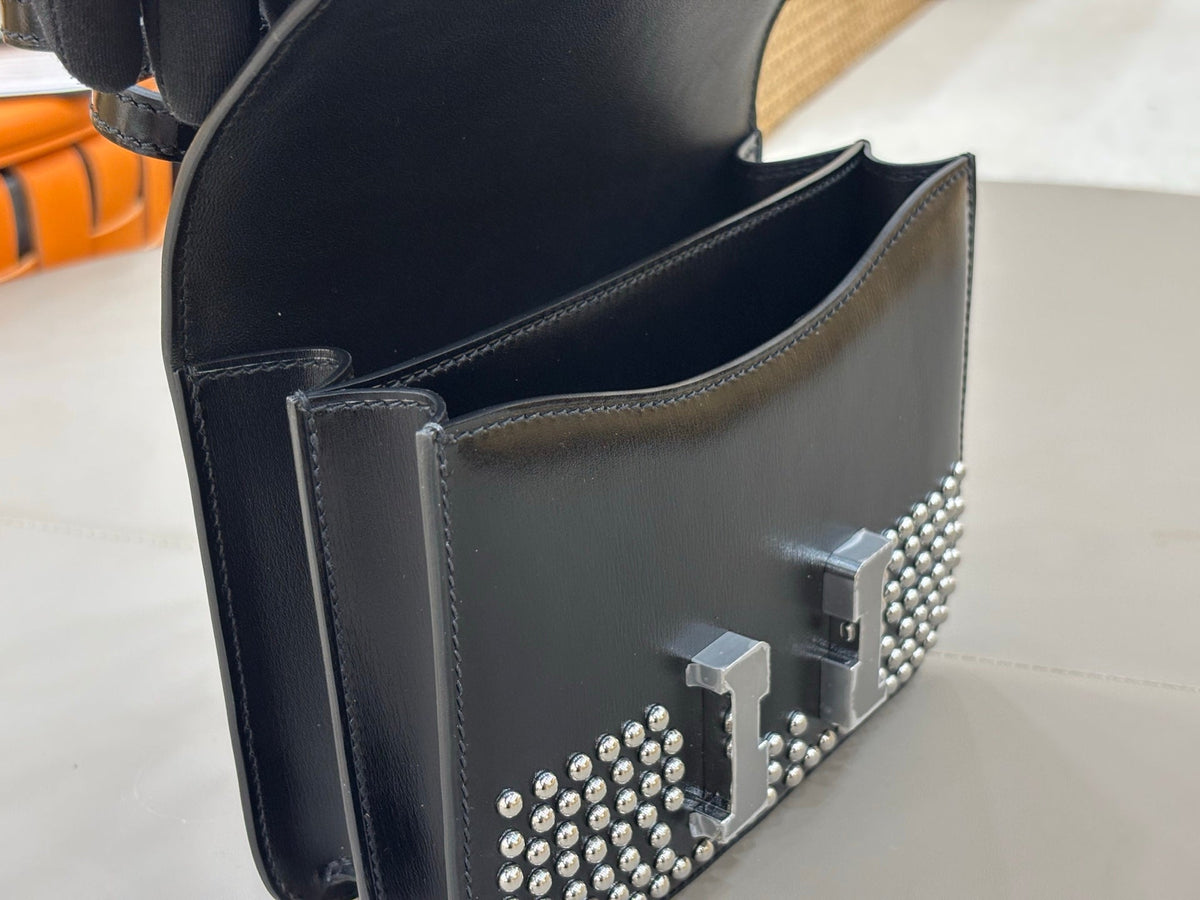 High-end Hermes 2026 Constance 18 Clouté Bag Black Box Leather