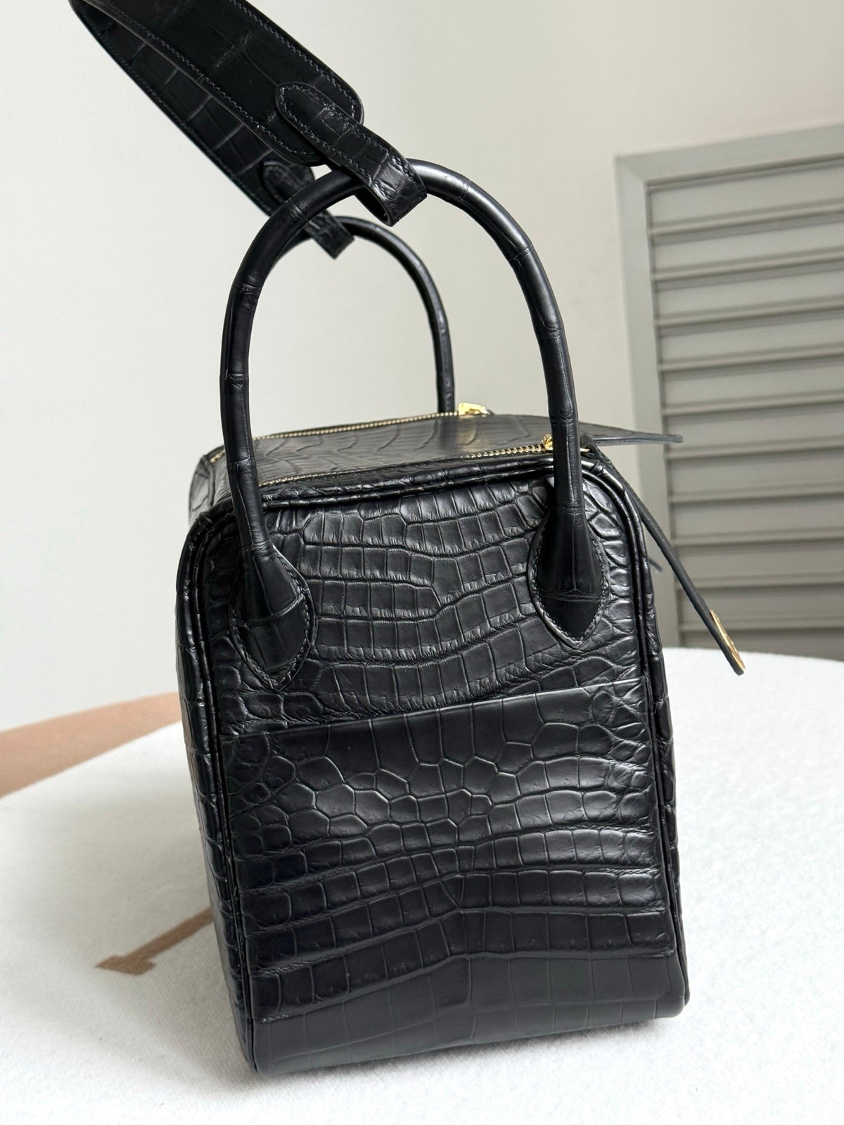 High-end Hermes 2026 Lindy 30cm Black Crocodile Leather