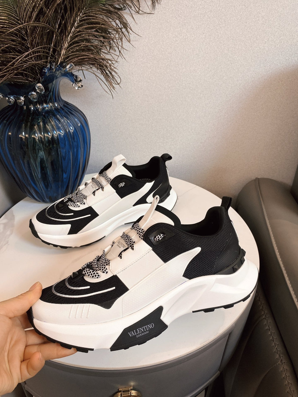 VT 25S Sneakers White Black Mesh TPU 563475