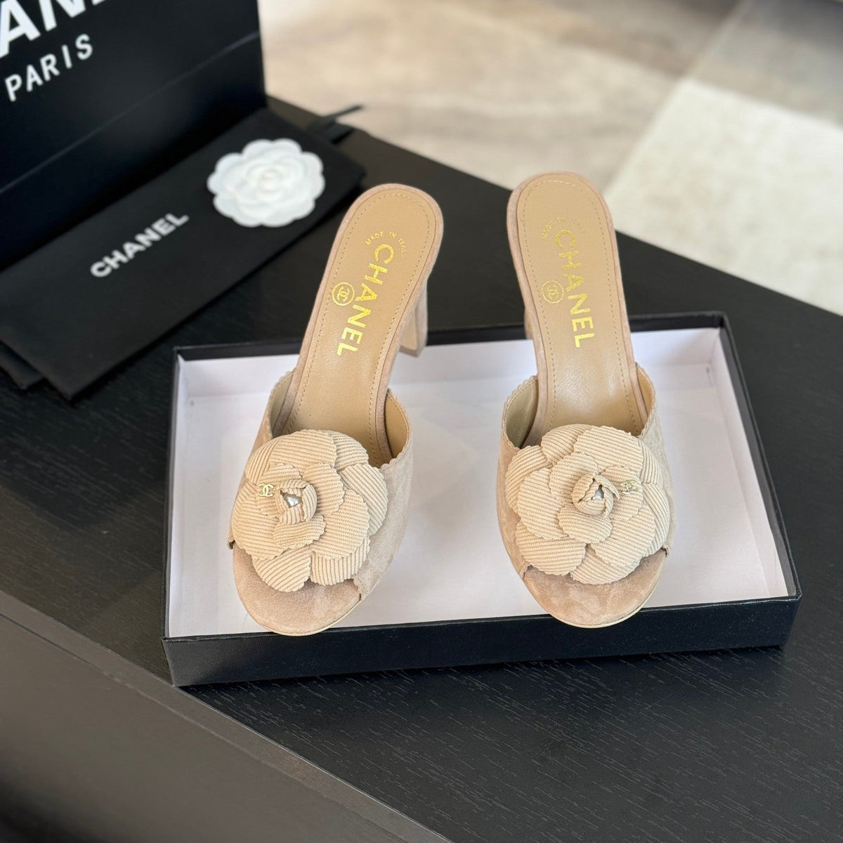 mule sandal flower high heel 80 beige suede