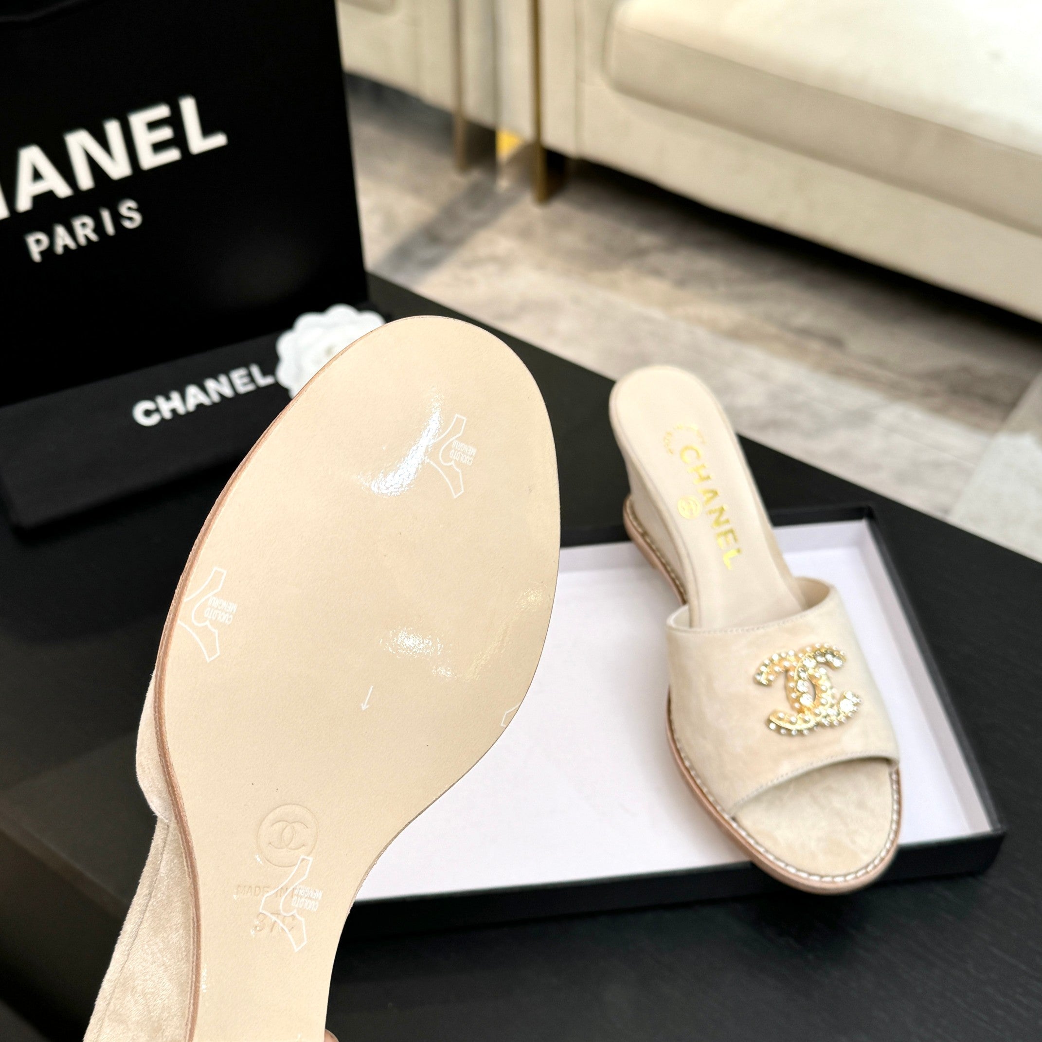 CC 2026 Wedge Sandals 65 Light Beige Suede 667773