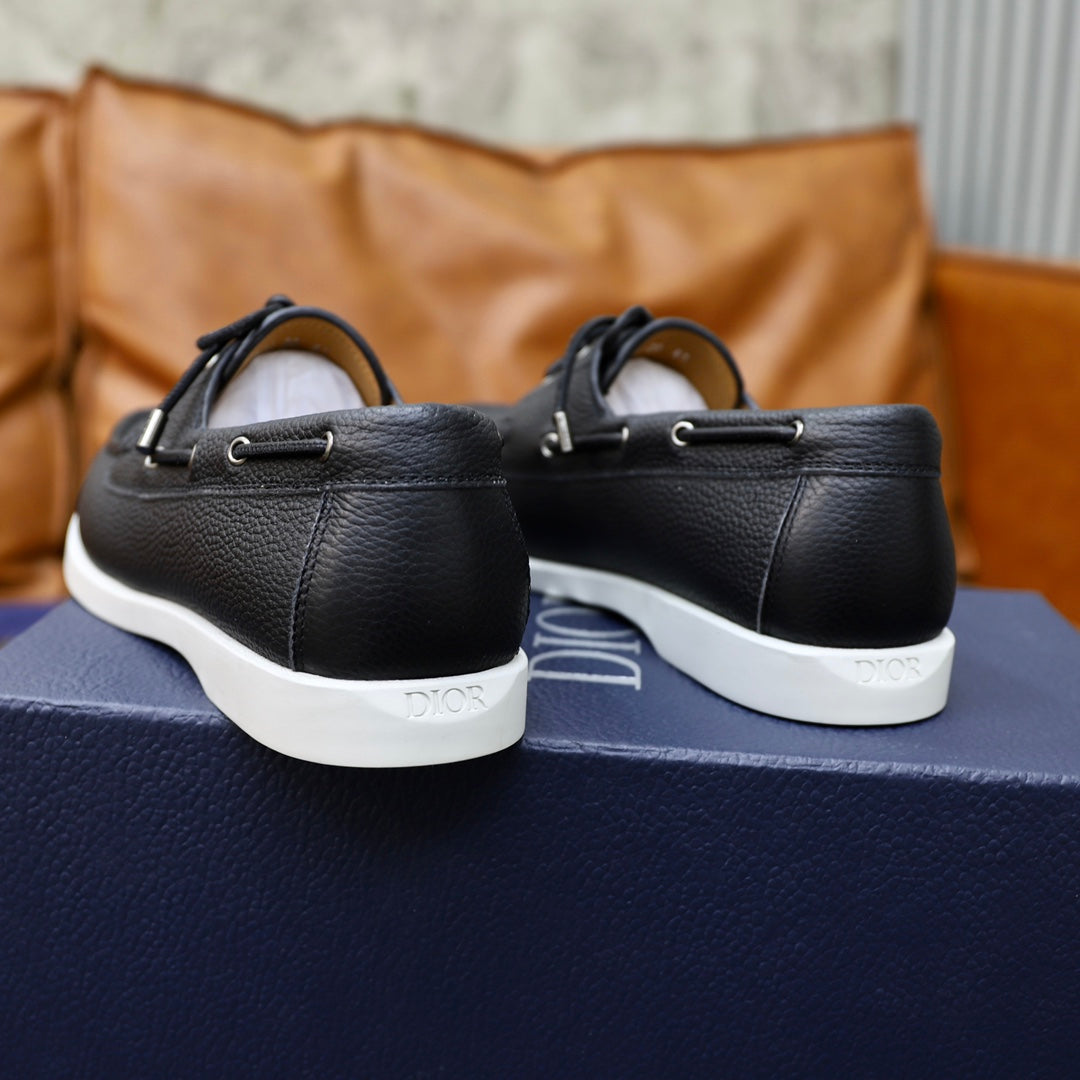 CD GRANVILLE BOAT SHOE BLACK GRAINED CALFSKIN