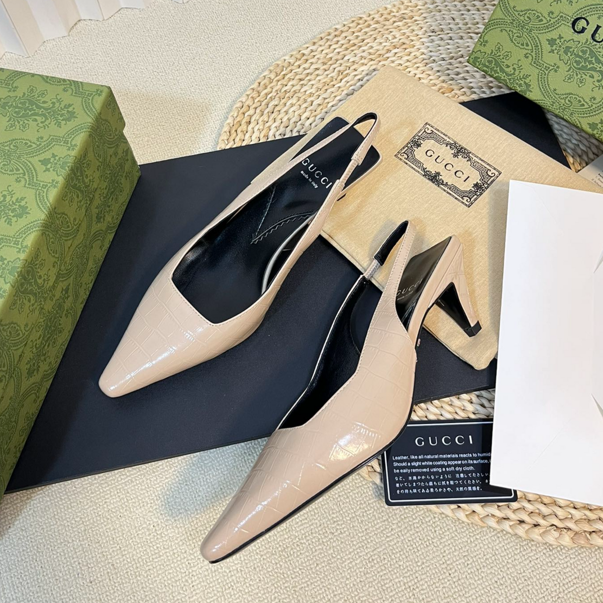 GG Women's G pointed silver-letter Logo slingback Nude Brown