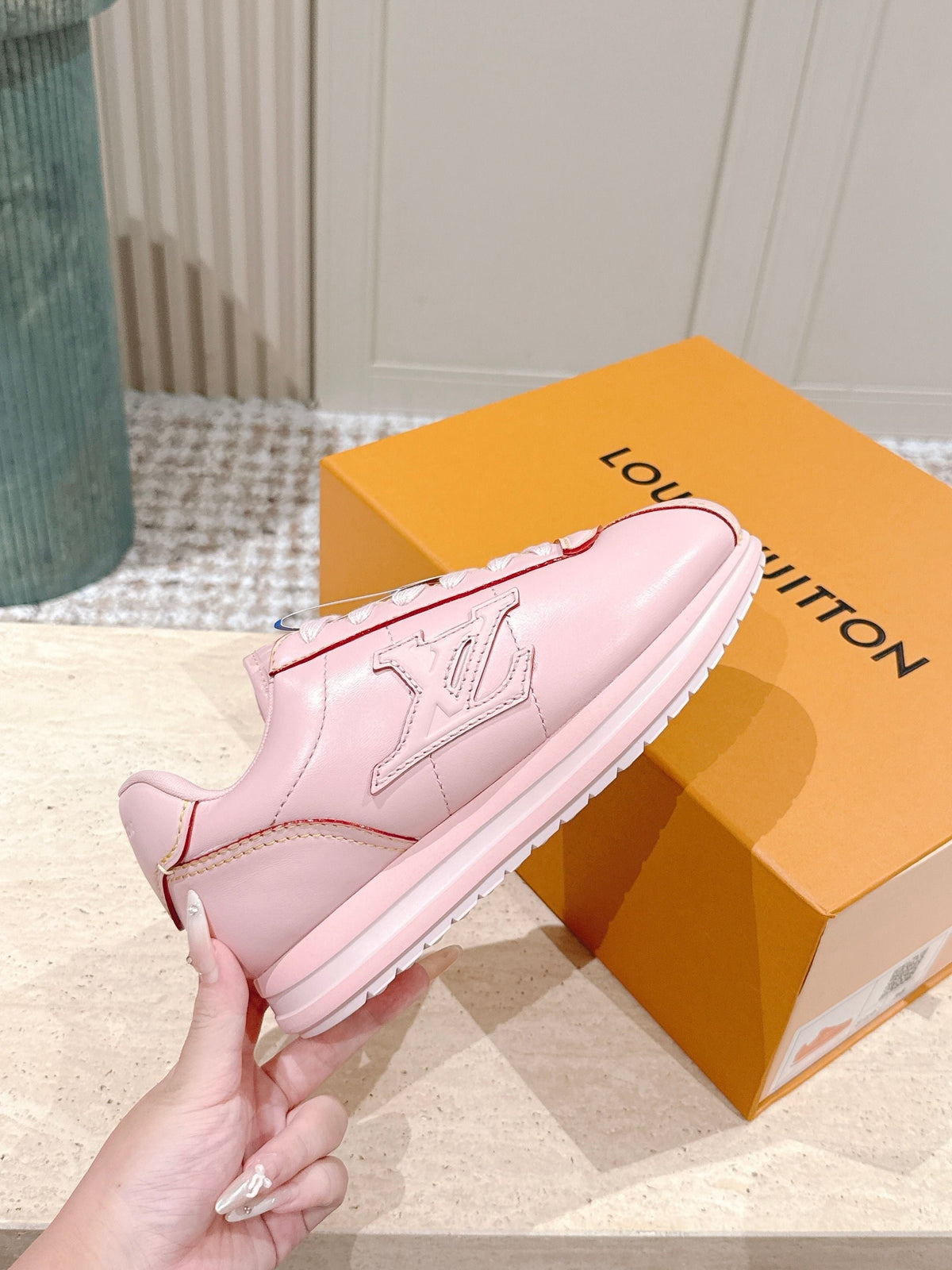 LV 25 Buttersoft Sneakers Pink Calfskin 576987
