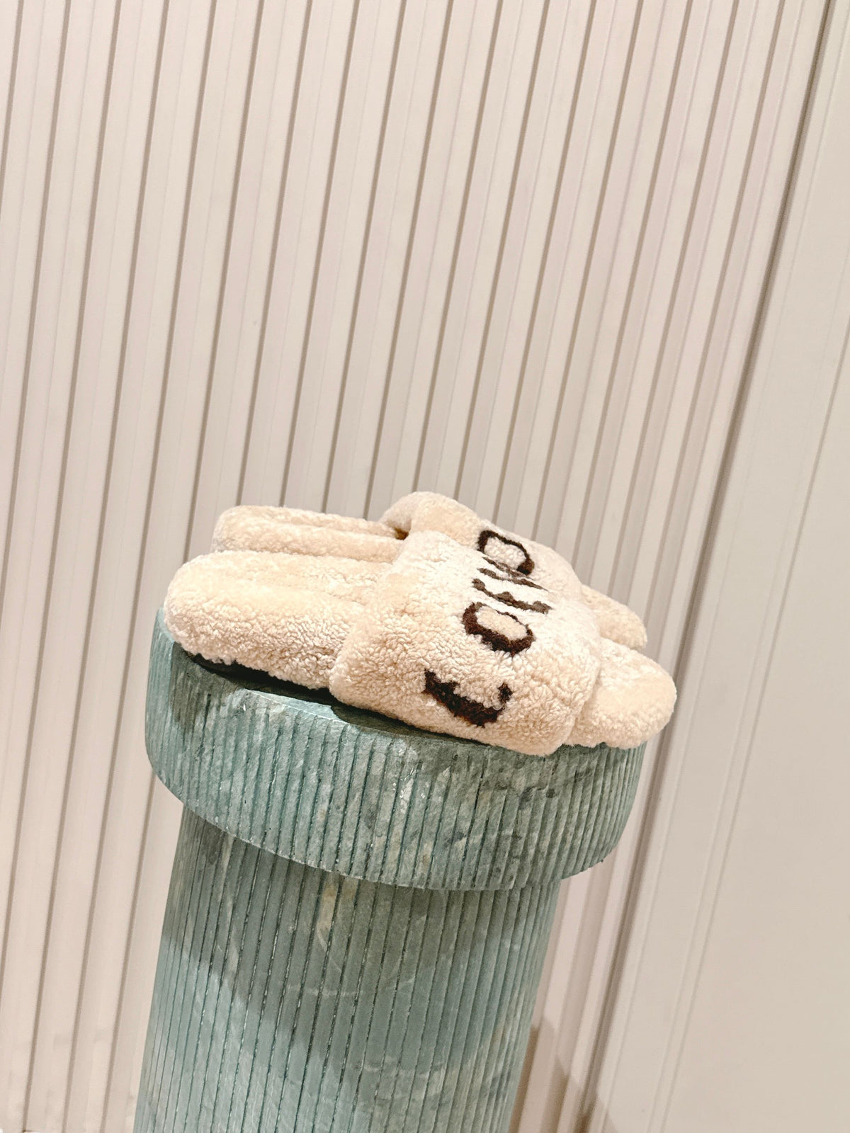 Loewe 2025 Fur Slipper Beige Wool 556017