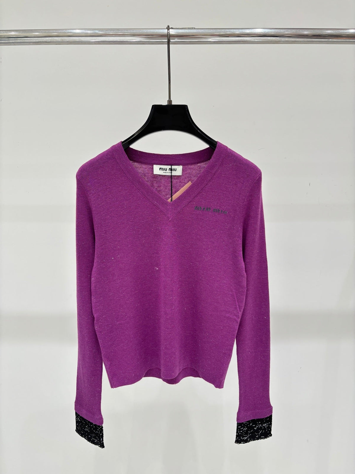 Miumiu 2026 Long-Sleeved V-neck Sweater Cashmere 431817