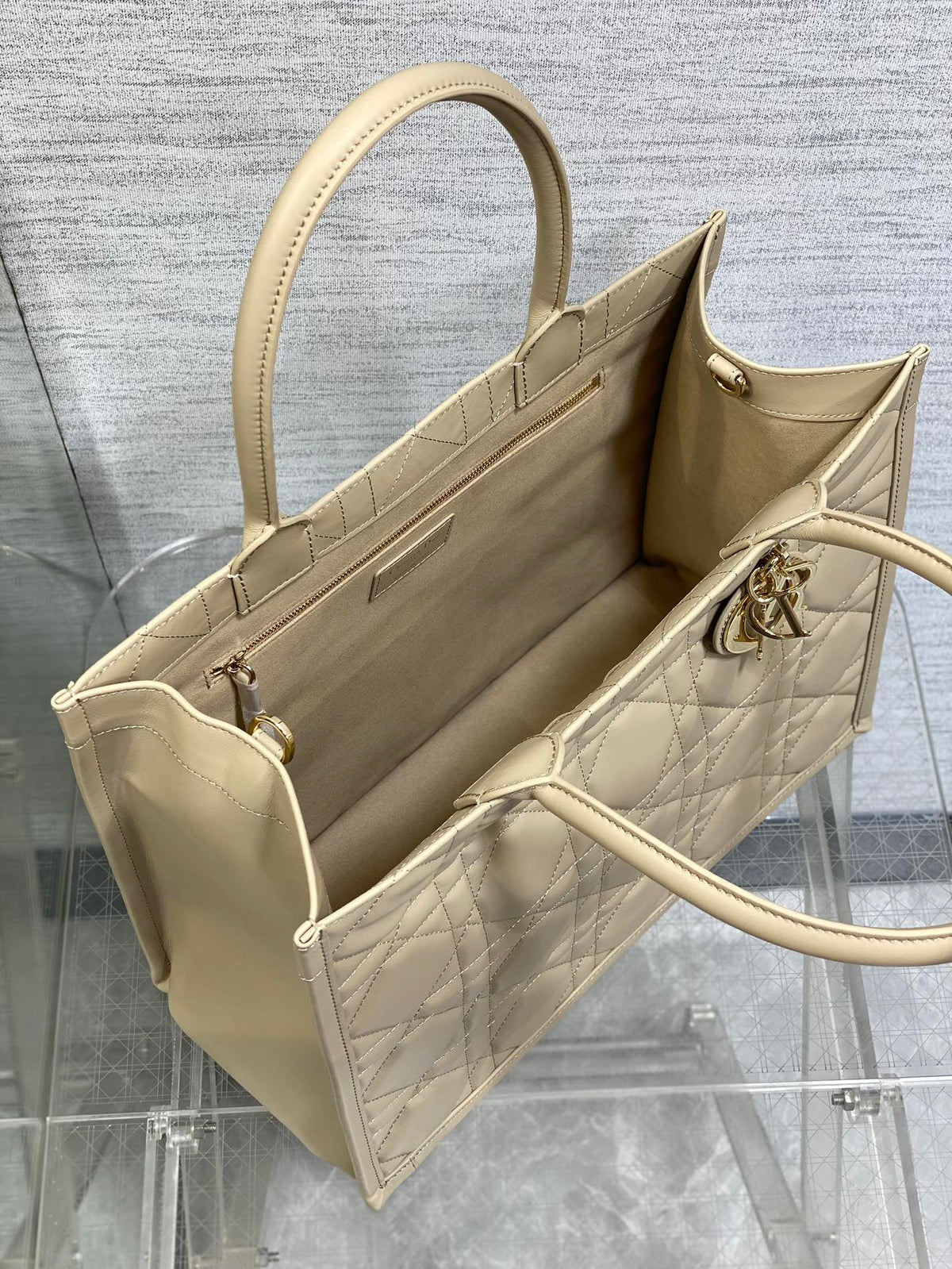 Dior 2026 Macrocannage Book Tote Bag 36cm Leather 409623