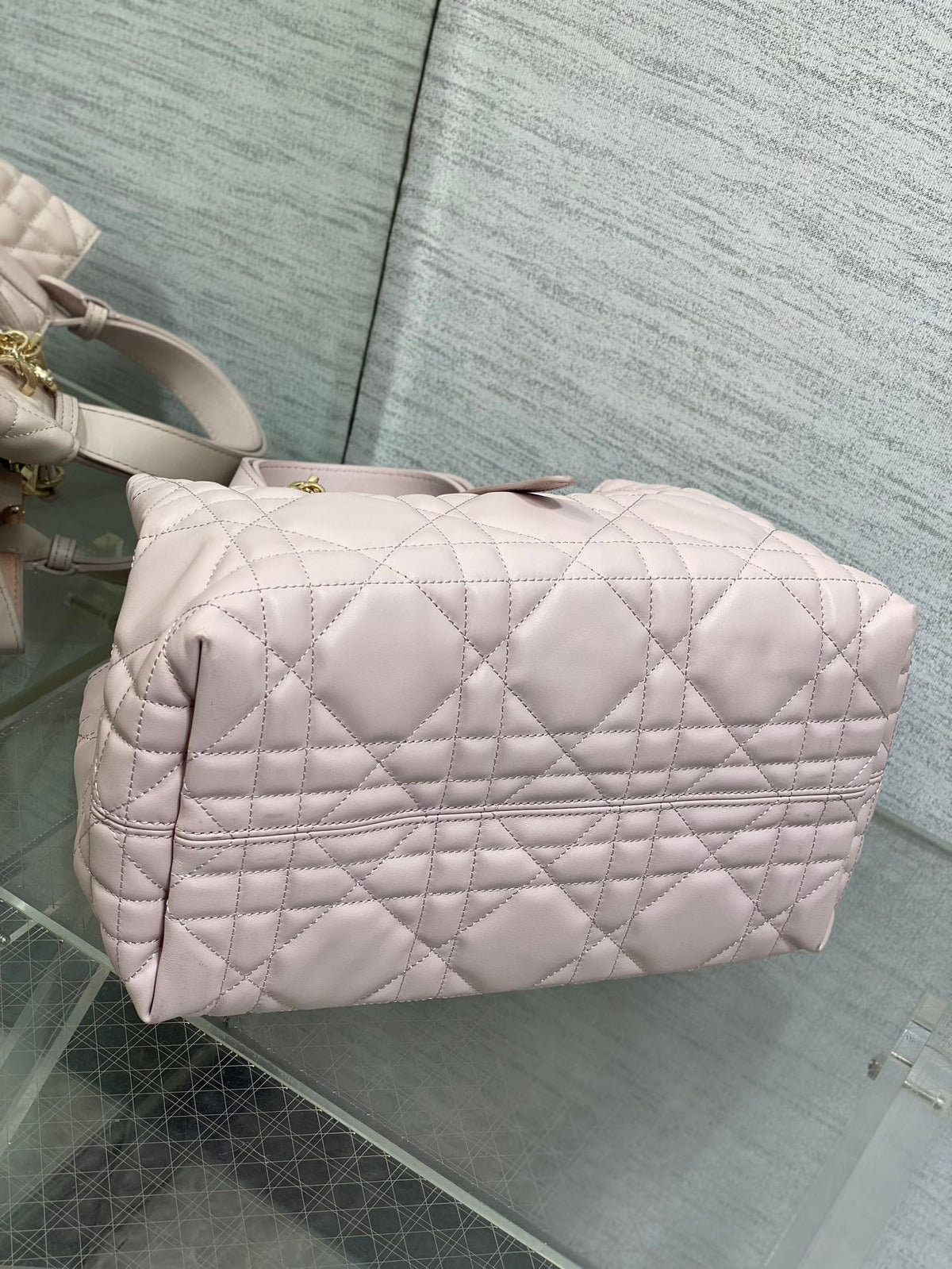 Toujour 28 Bag Pink Lambskin