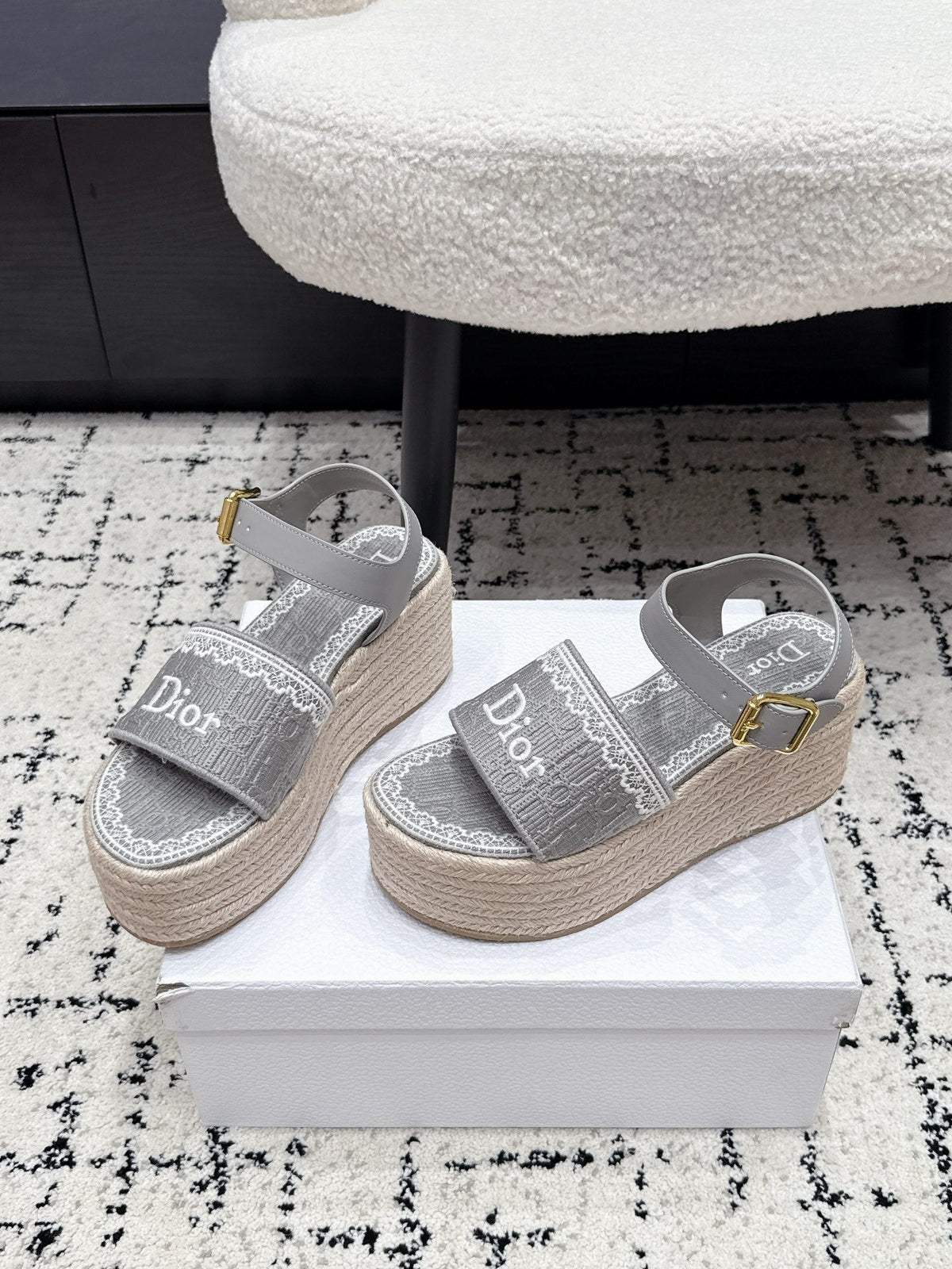 Dior 2026 Wedge Sandals with Lace Trim 85mm Straw Fabric 924822