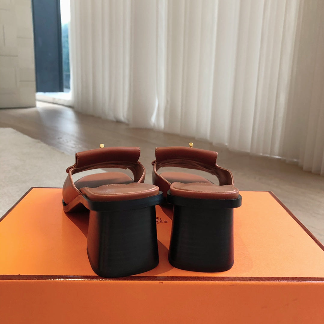 Ilot 50 Sandal Tan Calfskin