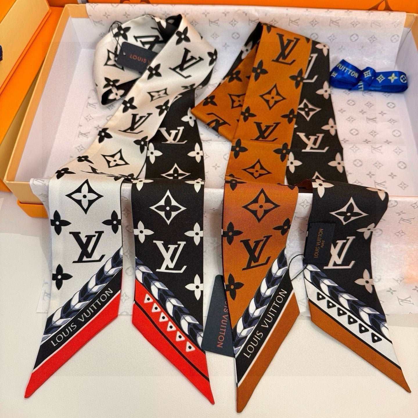 LV  Twilly Mini Scarf 120 Black Brown Silk Twill 967458