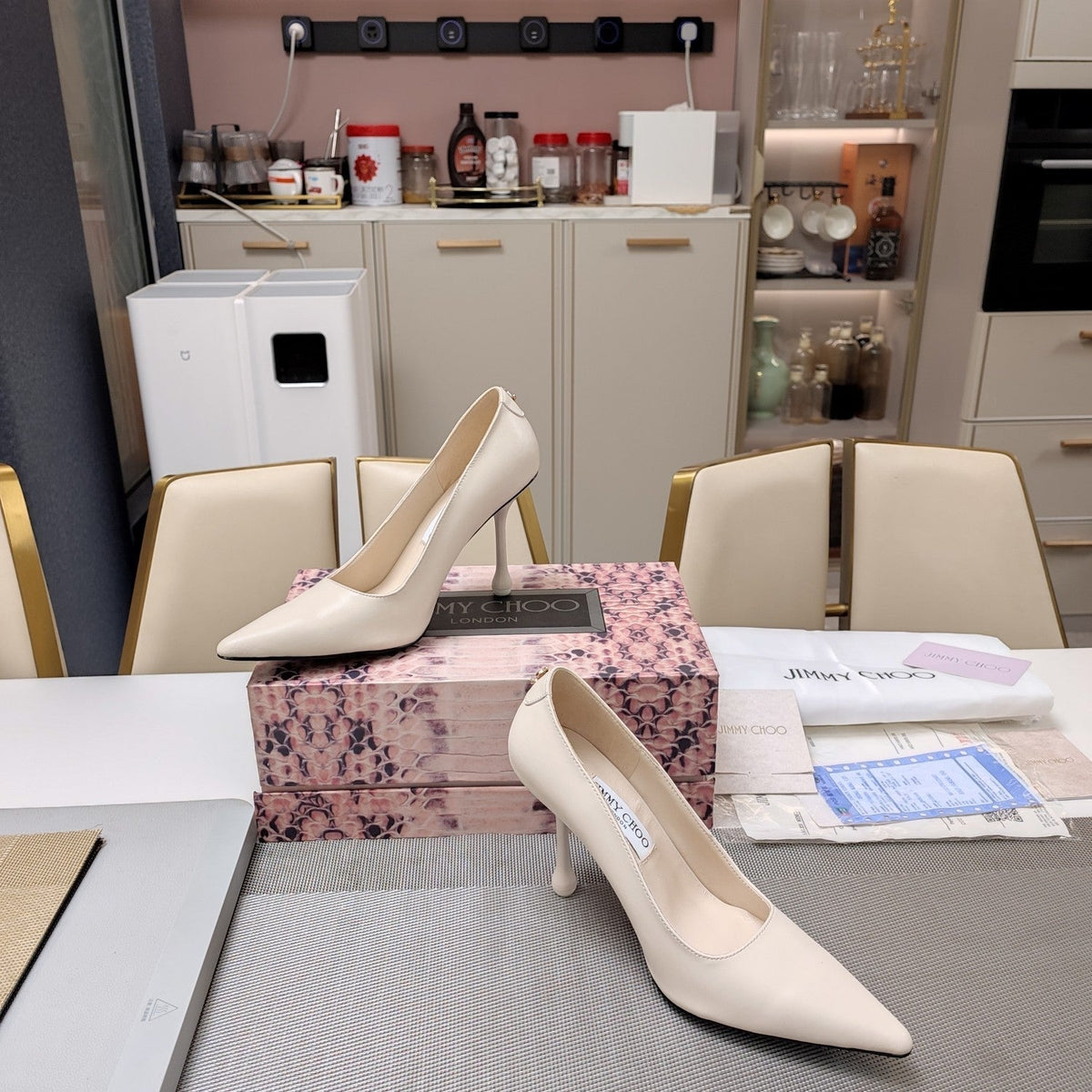 Jimmy 25 Love 100 Pump Beige Cream Cowhide 240037