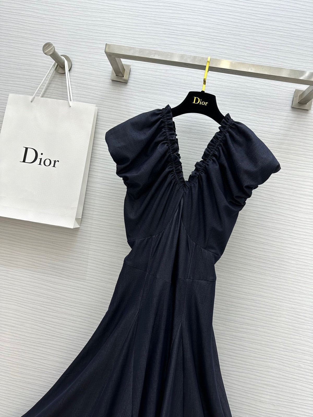 CD 25 V-neck Puff Sleeve Dress black Satin Silk
