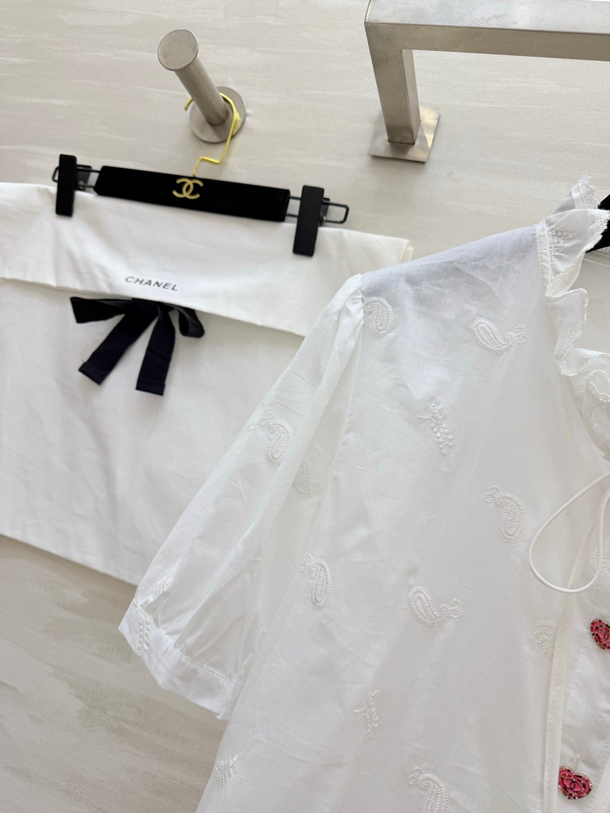 Chanel 2026 Heart-button Shirt White Cotton 213365