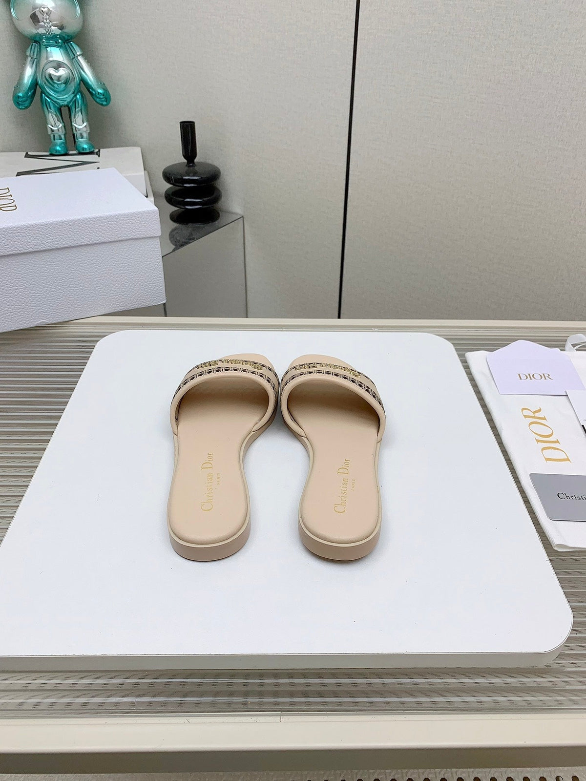 CD D-Lane Slide In Beige Cowhide  106275
