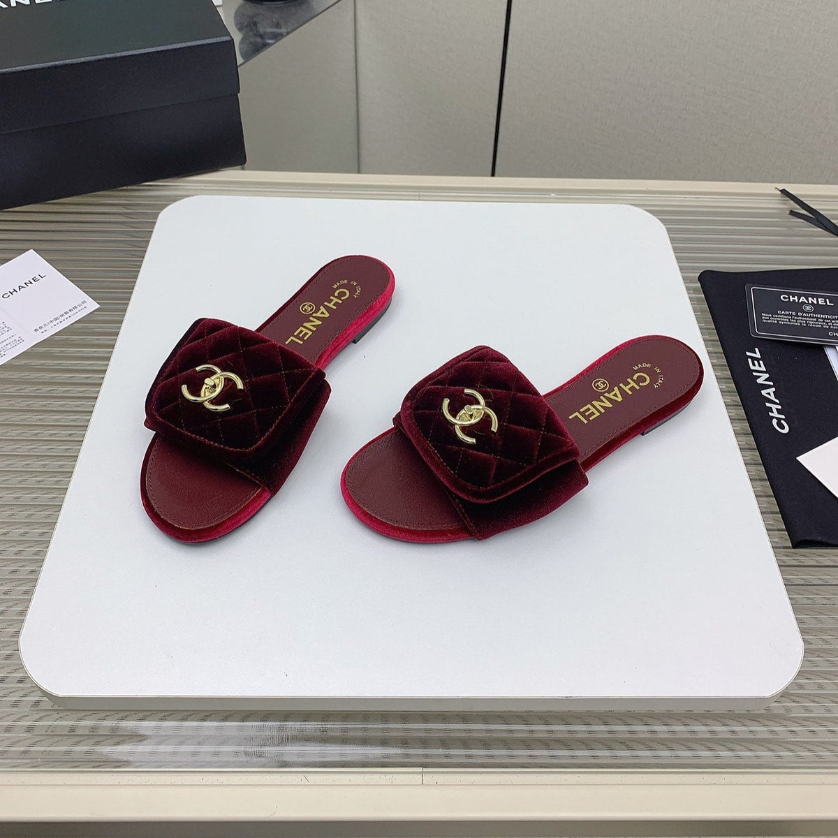 CC Slippers In Dark Red Velvet 148956