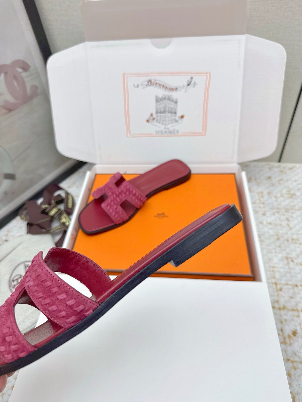 HM 26ss Oran Sandals Dark Pink Suede Sheepskin 625137